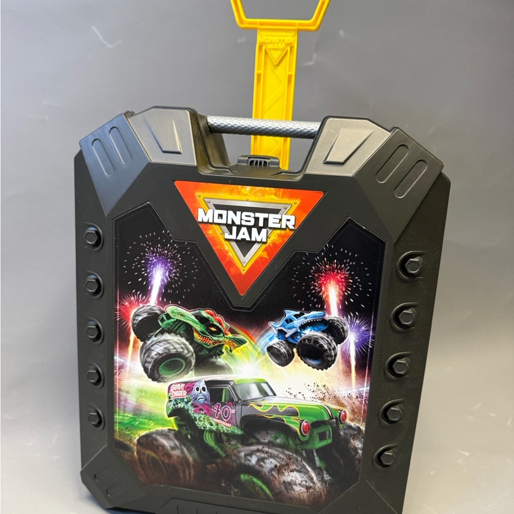 Monster Jam Carrying Case Suitcase w/ 5 Monster Trucks